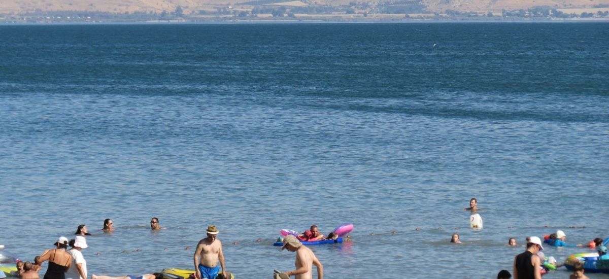 חוף חוקוק הצפוני, ארכיון - אמבה 