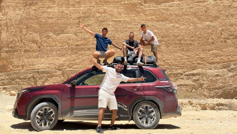 צפו: אריאל רון חוצה את שביל ישראל 4X4 | יום 2 - מסע בערבה (1)