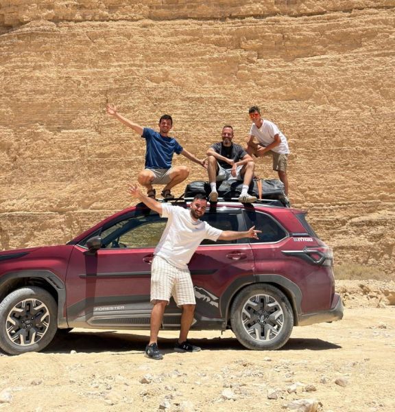 תמונה של צפו: אריאל רון חוצה את שביל ישראל 4X4 | יום 2 - מסע בערבה - למטייל בישראל (טיולי)