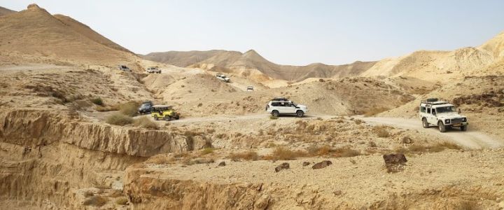 הג'יפ של אורי: טיול ג'יפים חוויתיים (1)