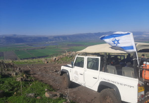 דרך ארץ: טיולי ג'יפים במורדות רמת הגולן