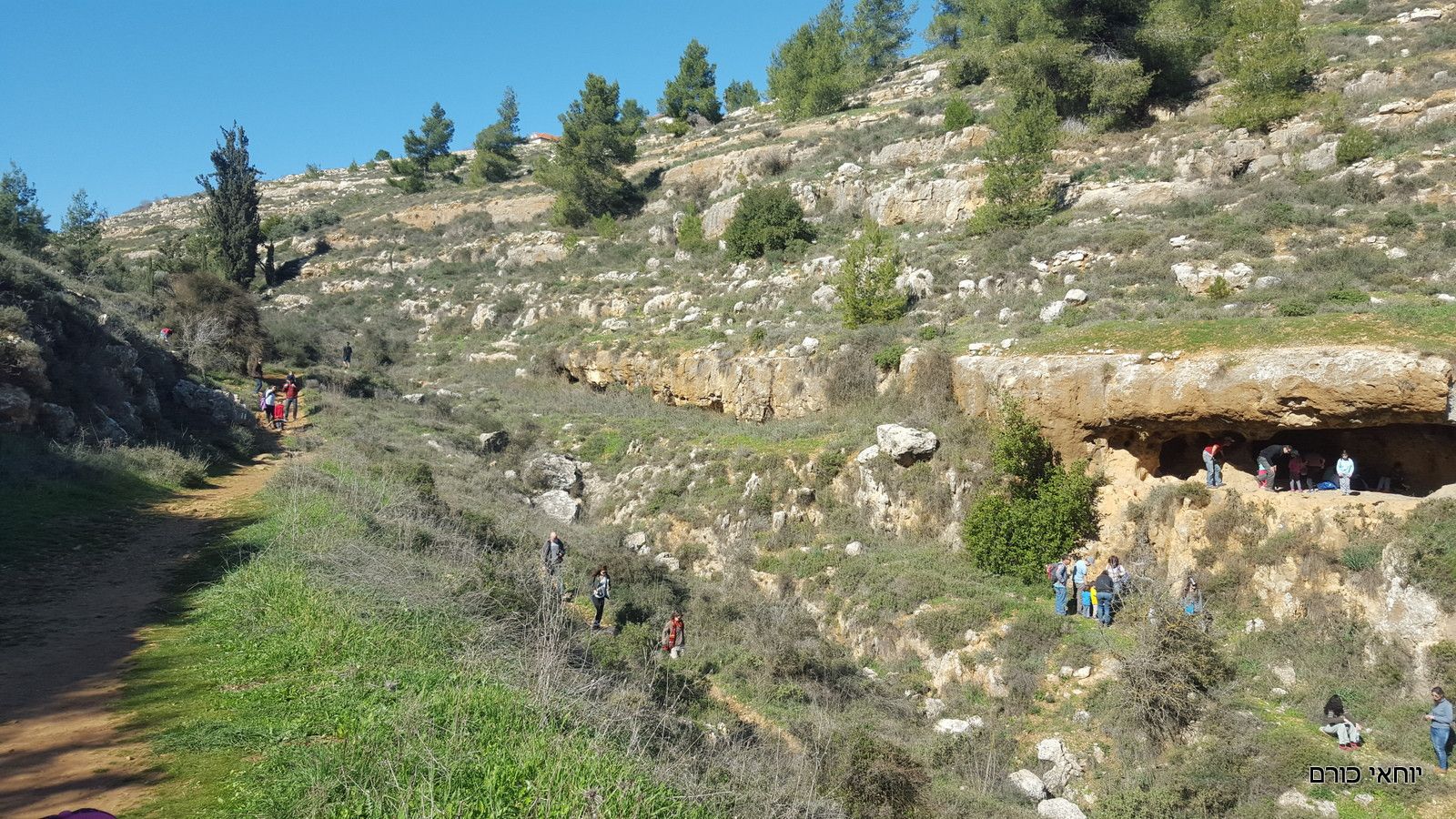 צלילי חליל קוראים לטייל | צילום: יוחאי כורם