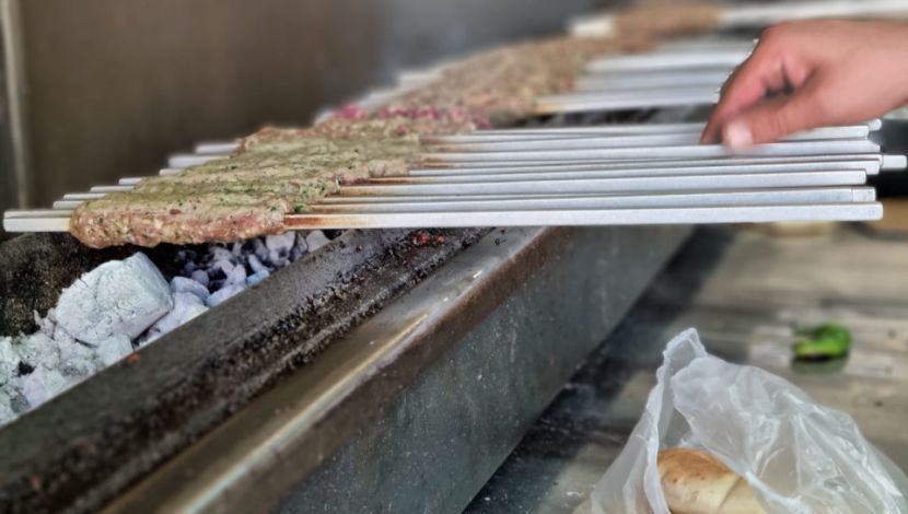 סוף שבוע של קבבים וכנאפה: סיורי אוכל שפותחים שולחן בנגב (1)